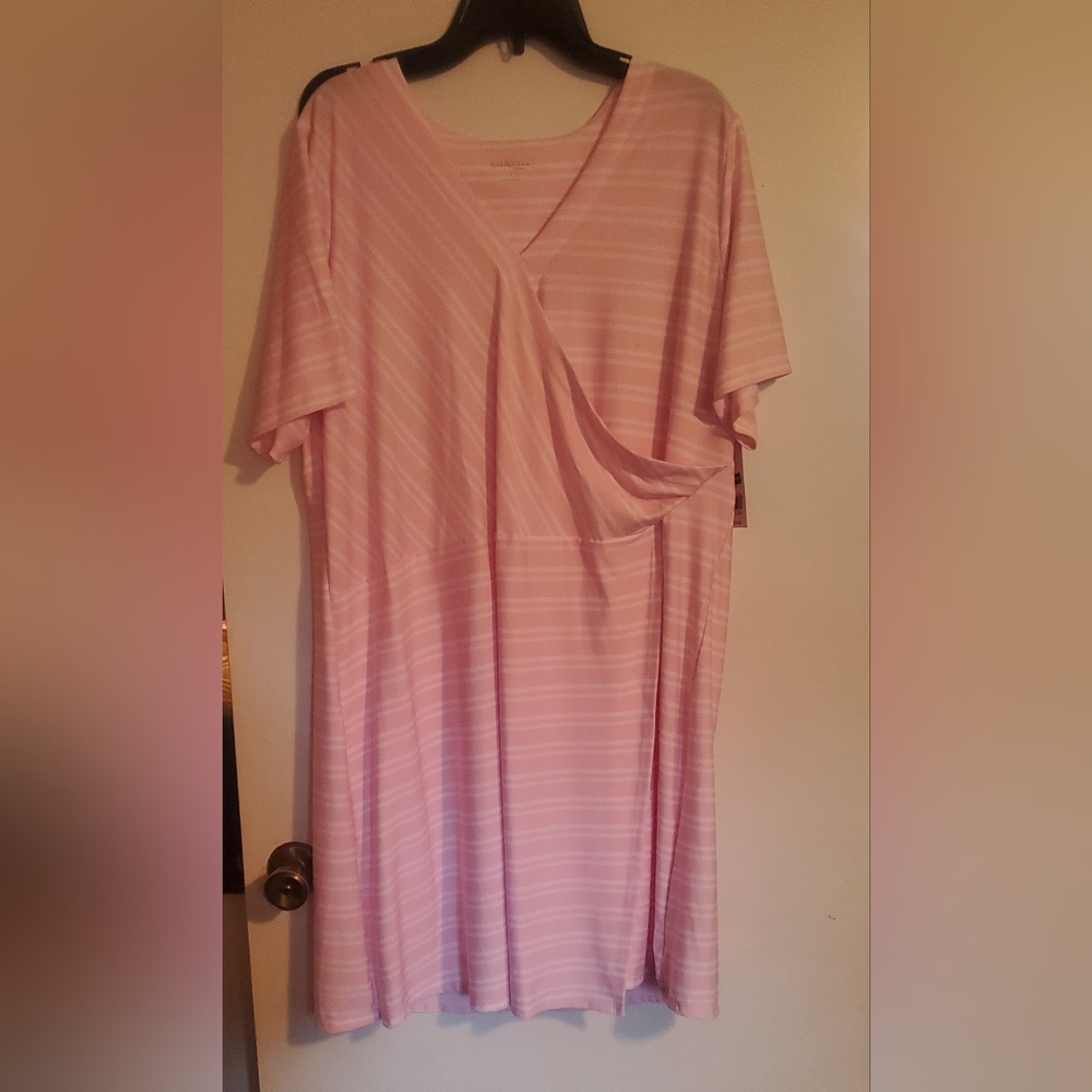 Faux Wrap style dress Kim Rogers Curvy size 1x